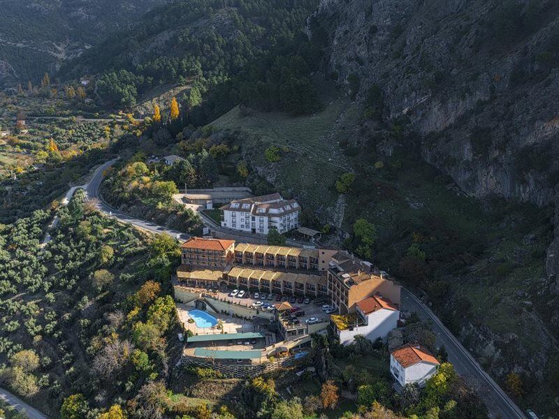Hotel Sierra De Cazorla & Spa 3* מראה חיצוני תמונה